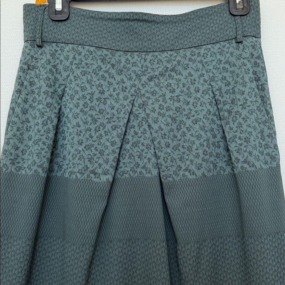 Piazza Sempione Elegant Gray/Green Skirt Made in Italy Size S. - Picture 3 of 17